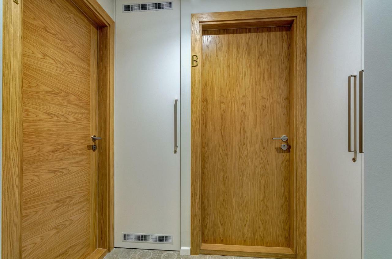 City Studio 1A - Courtyard View Vilnius Ngoại thất bức ảnh